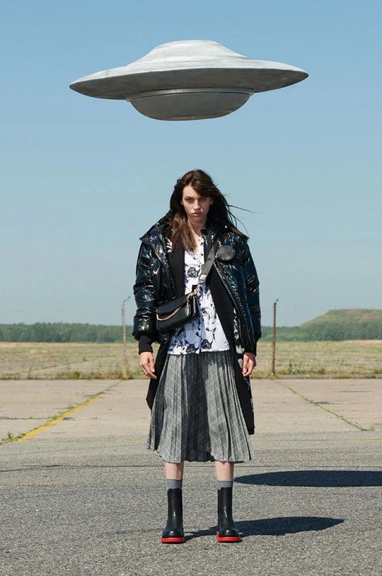 Γυναικεία Κοντά μπουφάν Medicine - Μπουφάν Essential μαύρο 4 Γυναικεία Κοντά μπουφάν Medicine - Μπουφάν Essential μαύρο - Image 2