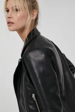 Γυναικεία Κοντά μπουφάν Medicine - Ραμόνεσκα Essential μαύρο 13 Γυναικεία Κοντά μπουφάν Medicine - Ραμόνεσκα Essential μαύρο -Medicine Κατάστημα unnamed file 1143