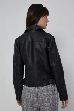 Γυναικεία Κοντά μπουφάν Medicine - Ραμόνεσκα Essential μαύρο 10 Γυναικεία Κοντά μπουφάν Medicine - Ραμόνεσκα Essential μαύρο -Medicine Κατάστημα unnamed file 1152