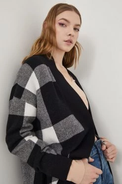 Γυναικεία Με φερμουάρ Medicine - Πλεκτή ζακέτα Urban Disruption μαύρο -Medicine Κατάστημα unnamed file 1568