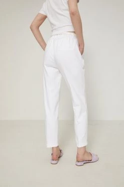 Γυναικεία Υφασμάτινα Παντελόνι Medicine χρώμα: άσπρο -Medicine Κατάστημα unnamed file 1849