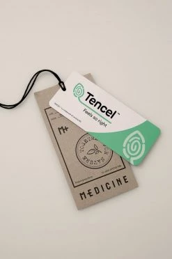 Γυναικεία Υφασμάτινα Παντελόνι Medicine χρώμα: μπεζ, 13 Γυναικεία Υφασμάτινα Παντελόνι Medicine χρώμα: μπεζ, -Medicine Κατάστημα unnamed file 1897