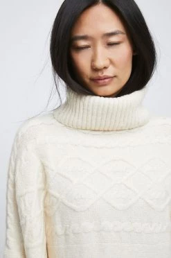 Γυναικεία Πόντσο Medicine μπεζ -Medicine Κατάστημα unnamed file 213