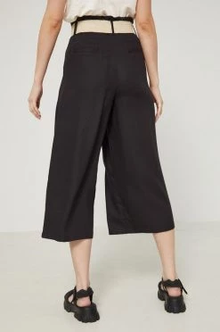 Γυναικεία Υφασμάτινα Παντελόνι Medicine χρώμα: μαύρο, -Medicine Κατάστημα unnamed file 2231