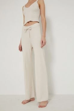 Γυναικεία Παντελόνια φόρμας Παντελόνι Medicine χρώμα: μπεζ -Medicine Κατάστημα unnamed file 2276