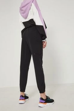 Γυναικεία Υφασμάτινα Παντελόνι Medicine χρώμα: μαύρο -Medicine Κατάστημα unnamed file 2524