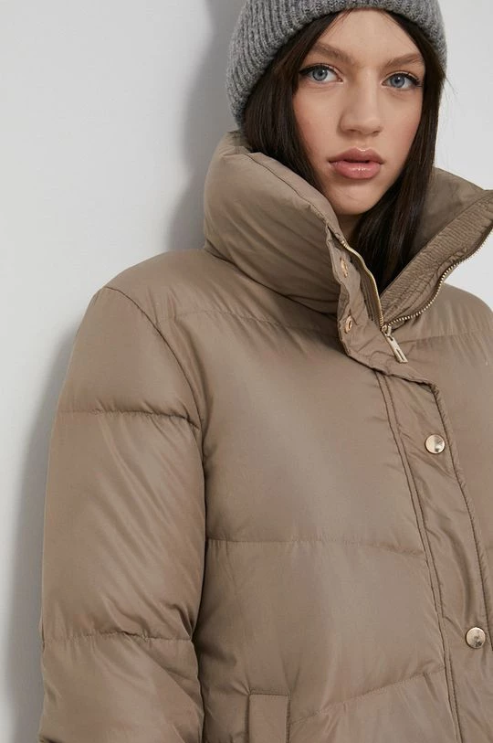 Γυναικεία Κοντά μπουφάν Medicine - Μπουφάν με επένδυση από πούπουλα Essential μπεζ 6 Γυναικεία Κοντά μπουφάν Medicine - Μπουφάν με επένδυση από πούπουλα Essential μπεζ - Image 4